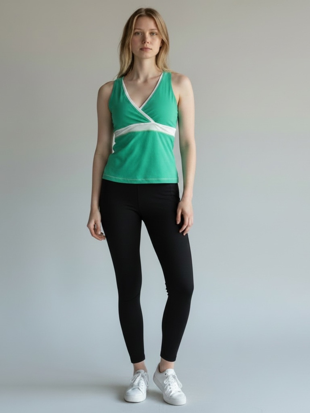 Vintage Lululemon Deep V athletic tank Green | medium (tags removed)